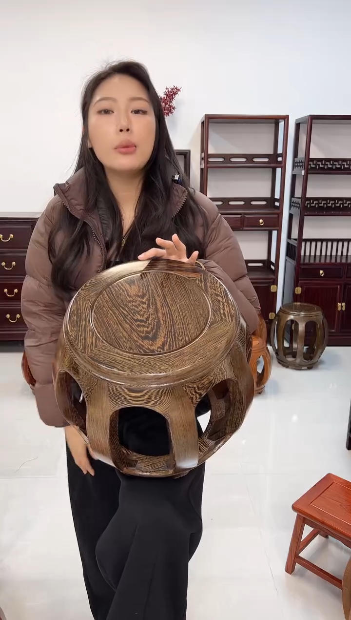 鸡翅木类家具国标红木鸡翅木小鼓凳假一赔四