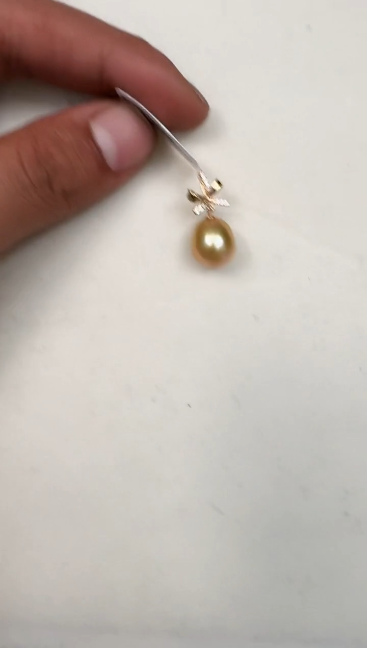 颈饰银S925镶嵌海水珍珠吊坠