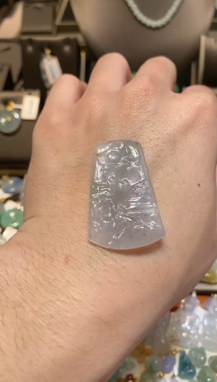 【闪购商品】翡翠颈饰未镶嵌天然A货翡翠一件