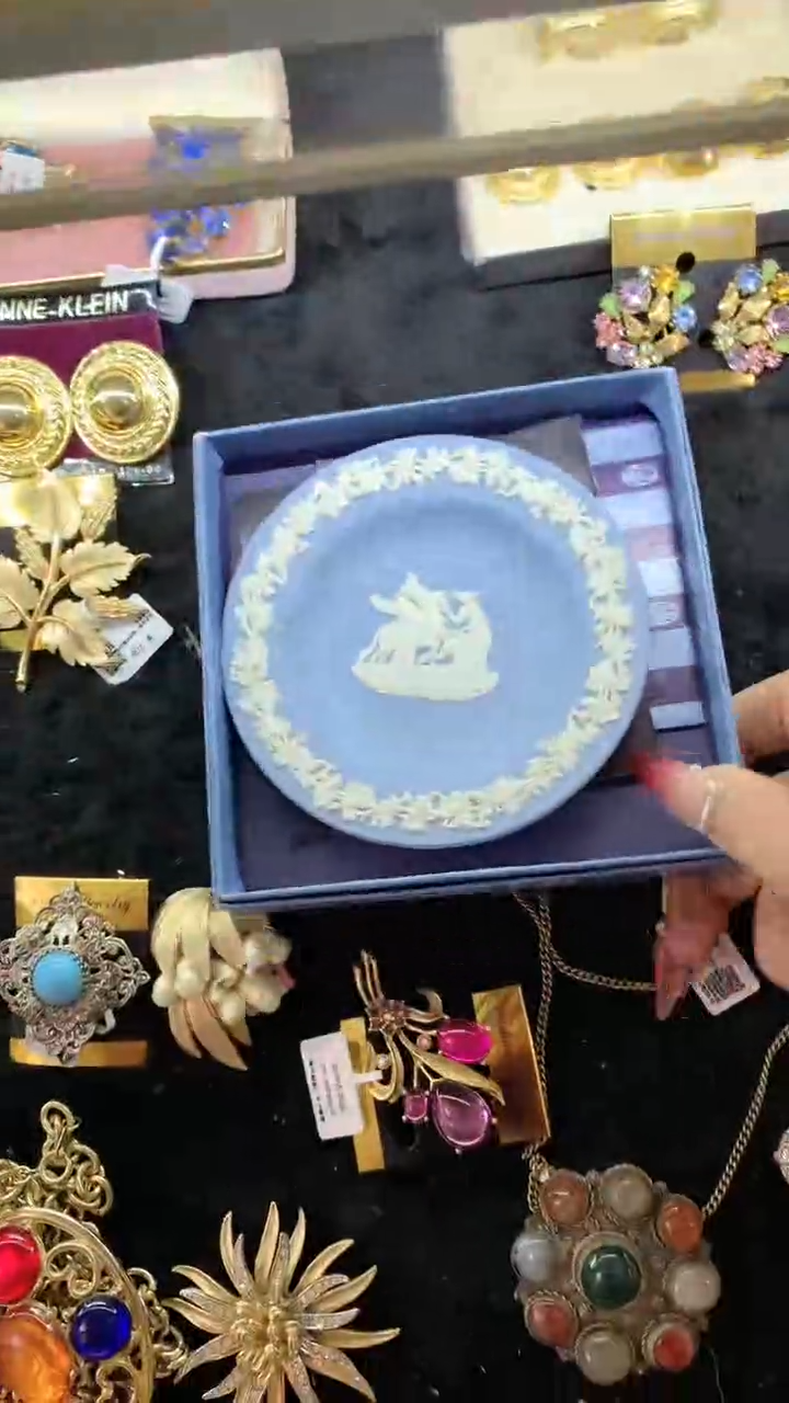 【闪购商品】瓷片楚楚中古珠宝甄选不退换