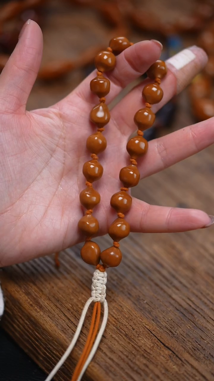 手串/手链橄榄核11mm 异型蒜头  18籽