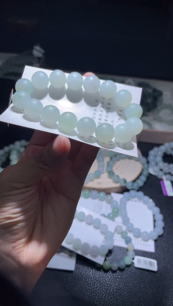 未镶嵌定制翡翠翡翠手串