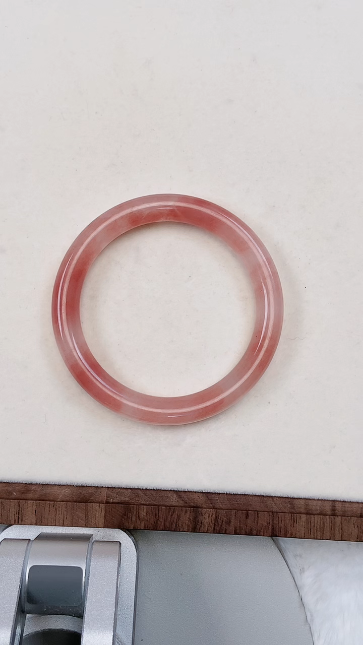 【闪购商品】石英质玉手镯未镶嵌希鑫