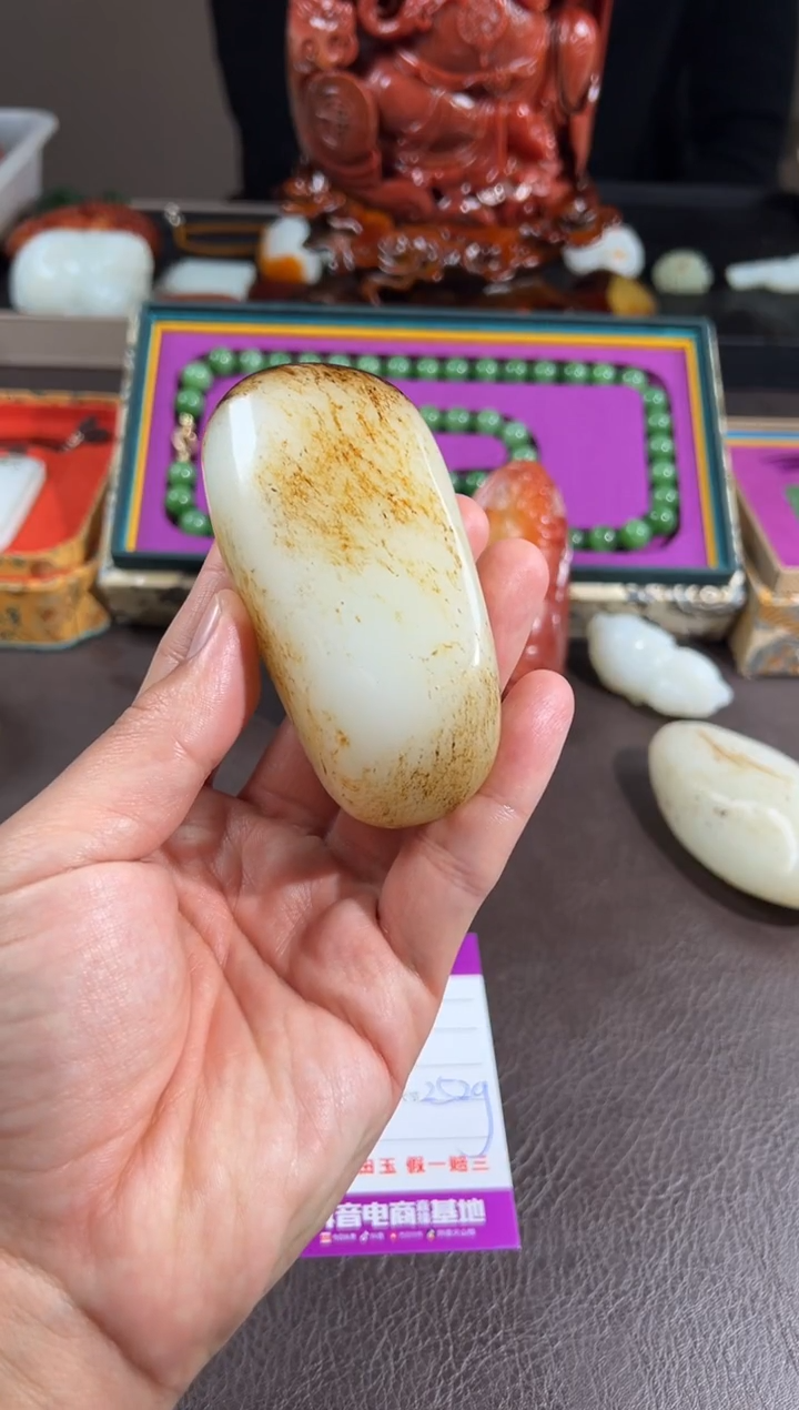 未镶嵌和田玉把件教****…和田玉