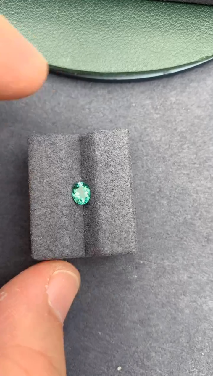 【闪购商品】碧玺裸石未镶嵌30分拉贡