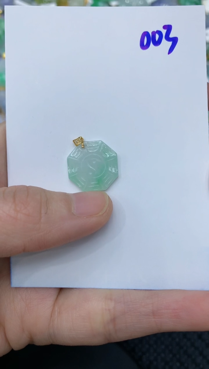 【闪购商品】翡翠颈饰18K金镶嵌11111111111