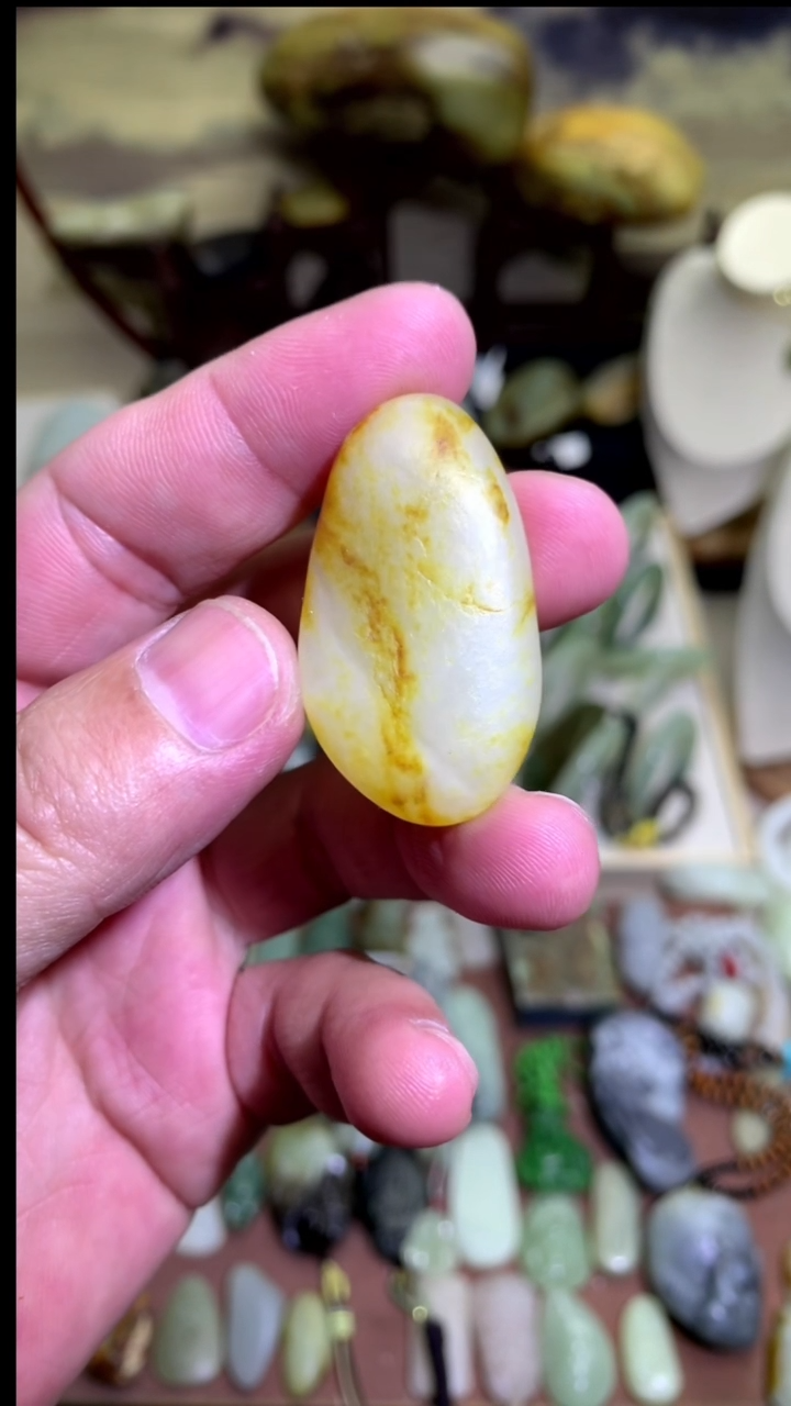 【闪购商品】和田玉颈饰未镶嵌子料牌牌