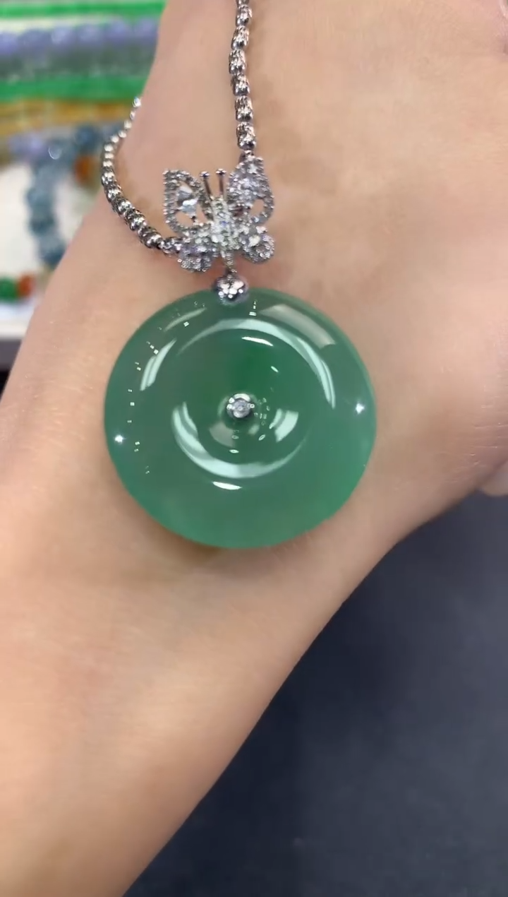 【闪购商品】翡翠吊坠(不含链)18K金镶嵌a128多样性一件发货