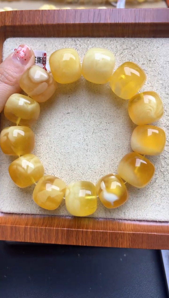 【闪购商品】蜜蜡珠宝奇石未镶嵌42