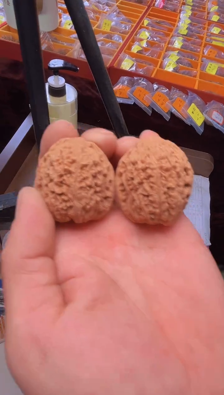 【闪购商品】文玩核桃把件39大蒜头