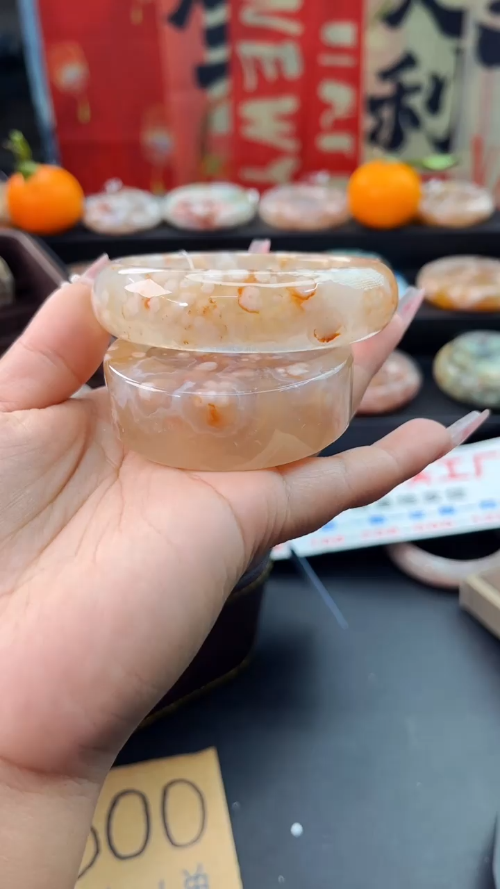 【闪购商品】石英质玉手镯未镶嵌赠送镯心（59圈口）