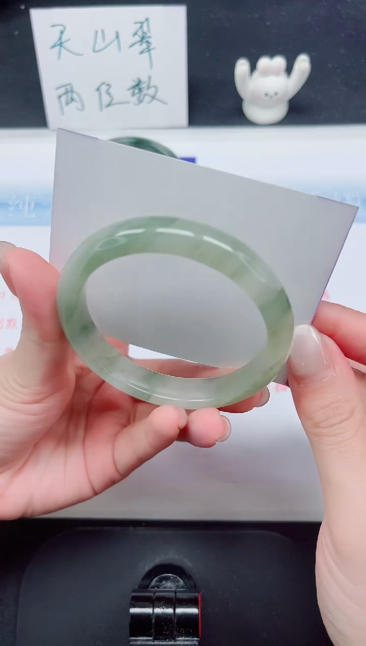 【闪购商品】石英质玉手镯未镶嵌293-55.2