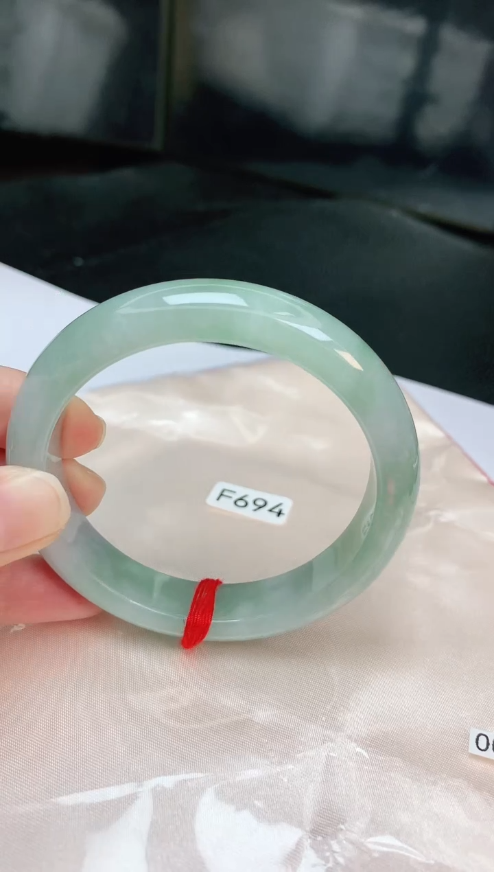 【闪购商品】翡翠手镯未镶嵌缅甸天然A货翡翠手镯