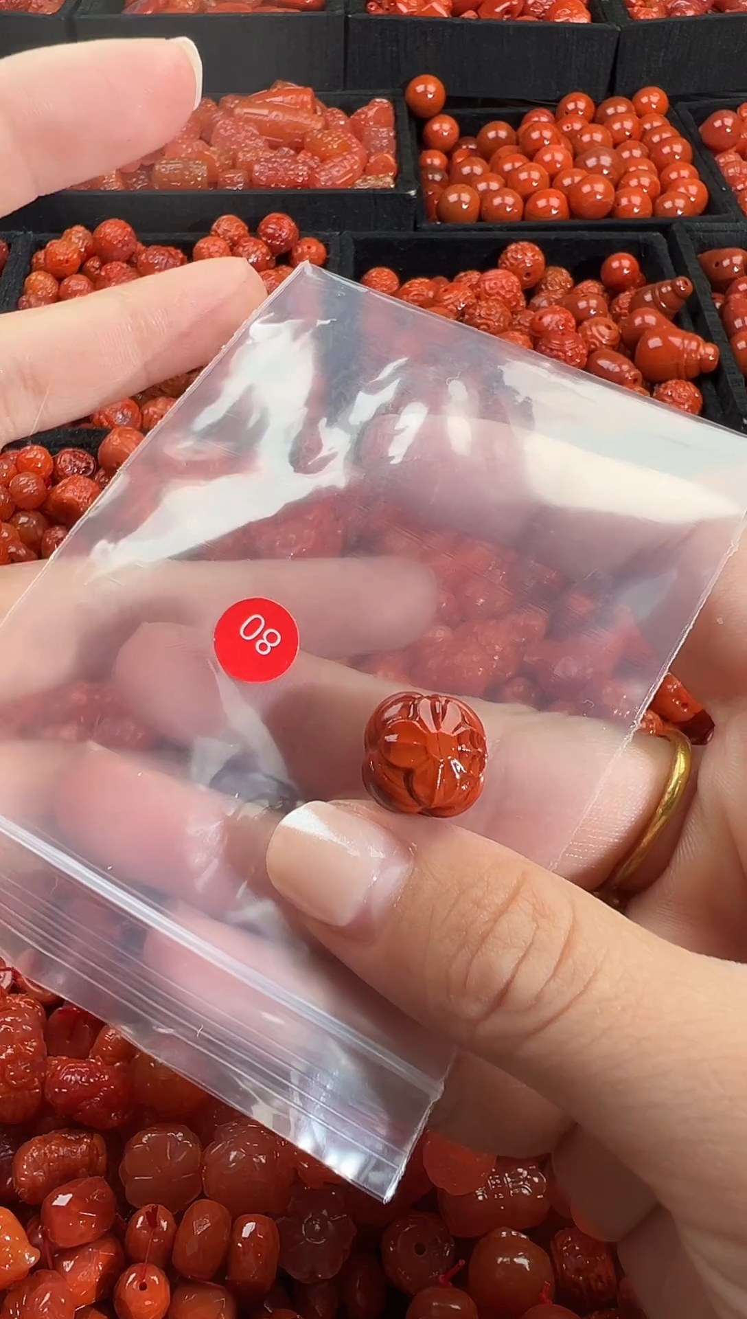 颈饰未镶嵌南红玛瑙1