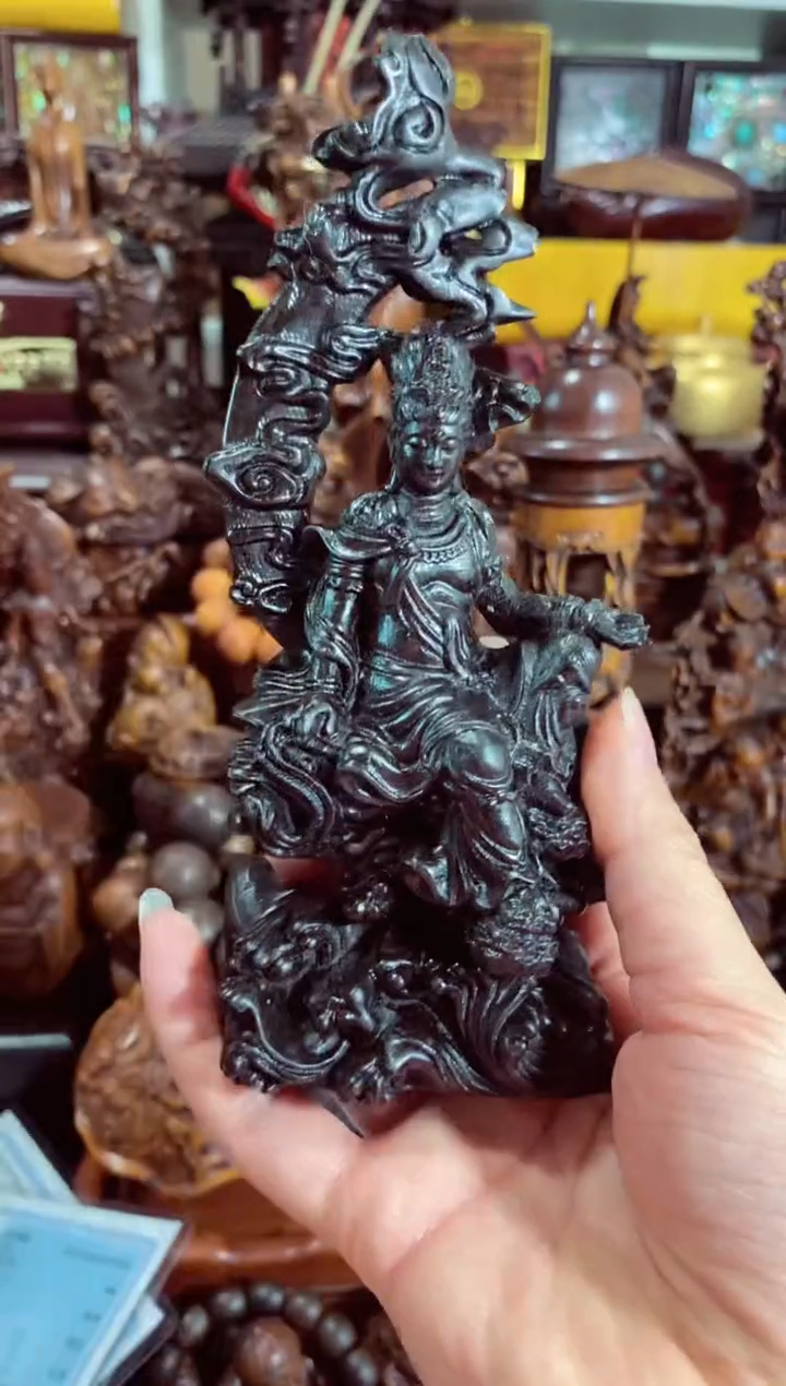 【闪购商品】木中之王漂亮的CX摆件