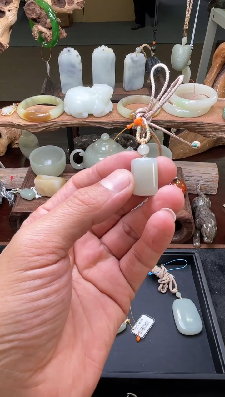 【闪购商品】和田玉吊坠未镶嵌且末迪克兰 无事牌A+30615