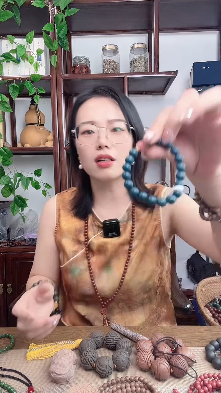 泥塑固阳玉龙的手串