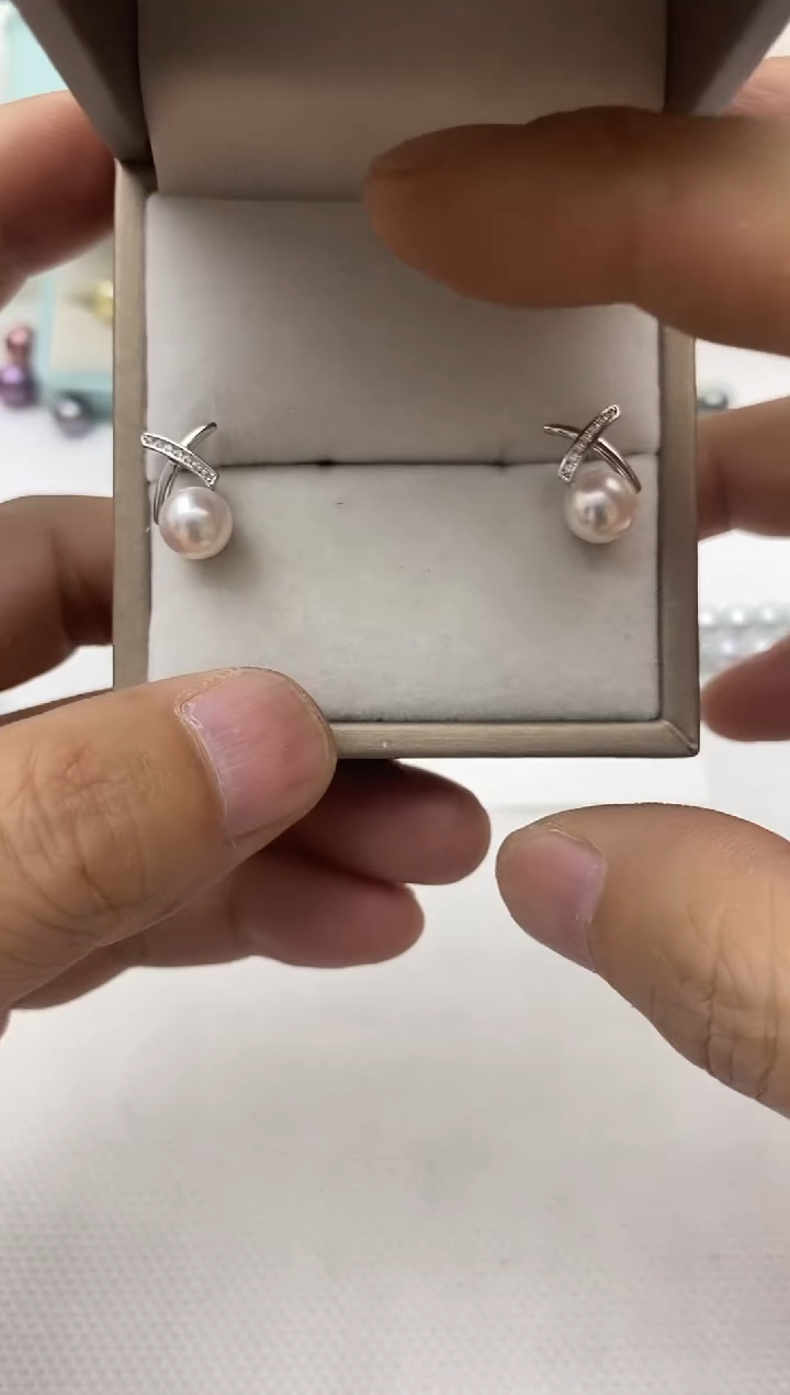 【闪购商品】海水珍珠耳饰银S925镶嵌akoya耳钉7-8mm