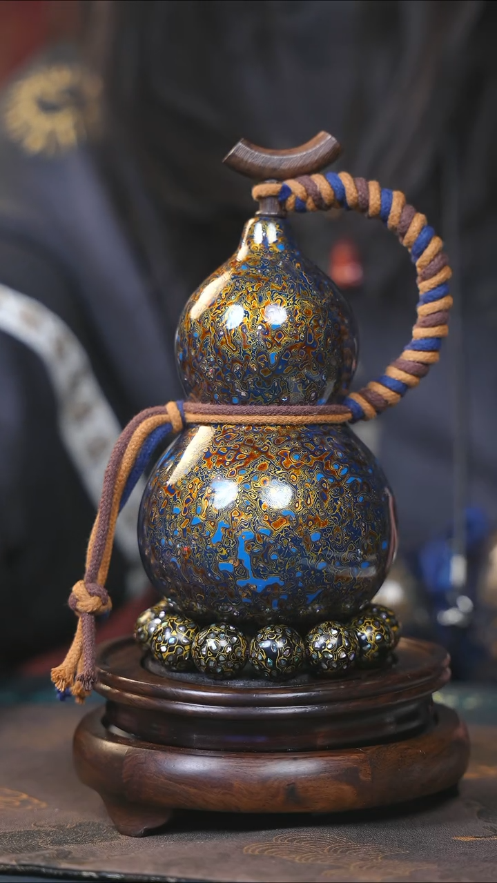 【闪购商品】YF181漆艺酒葫芦不包手串及旋转底座