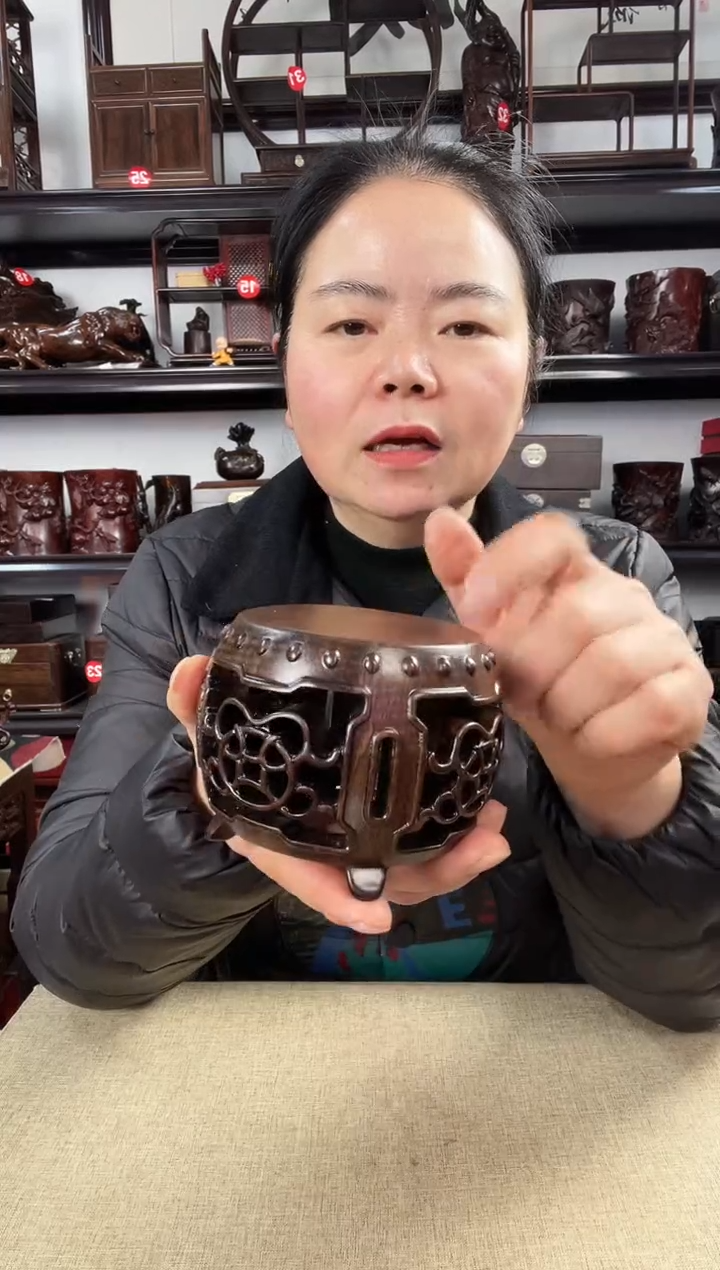 木新鼓老李红木工艺品