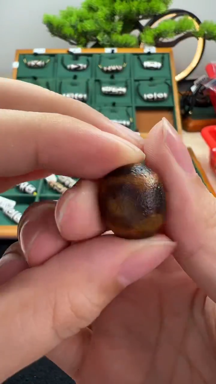 玛瑙/玉髓（覆膜）颈饰未镶嵌192.（微瑕随机发货）