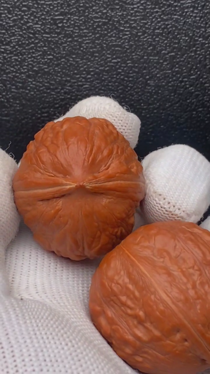 【闪购商品】文玩核桃把件将军肚