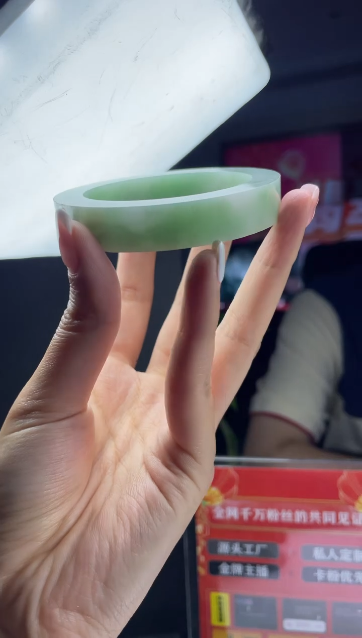 定制翡翠手镯未镶嵌手镯XJ/发一件