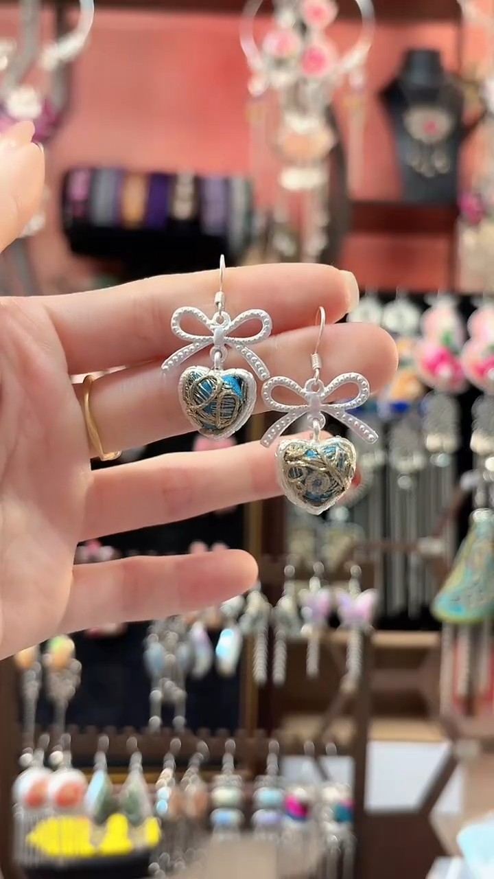 织绣 云织谣民族风精美饰品   172