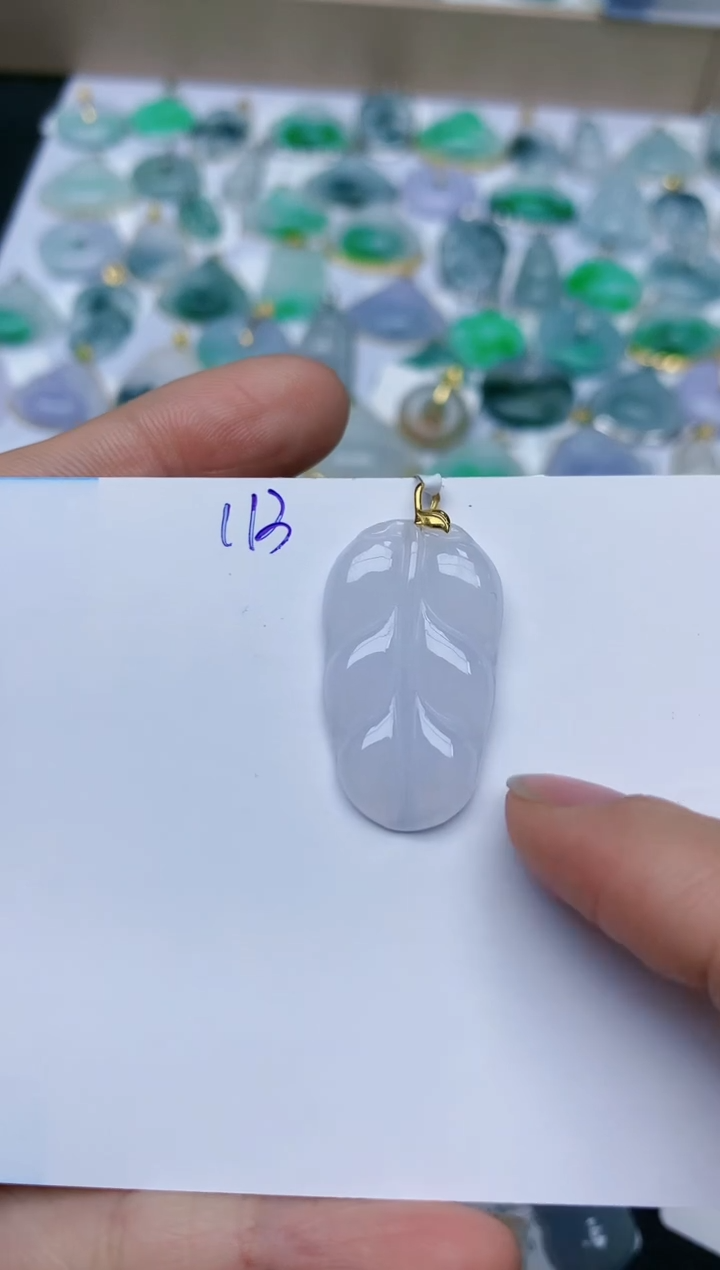 【闪购商品】翡翠颈饰18K金镶嵌天然翡翠A货    