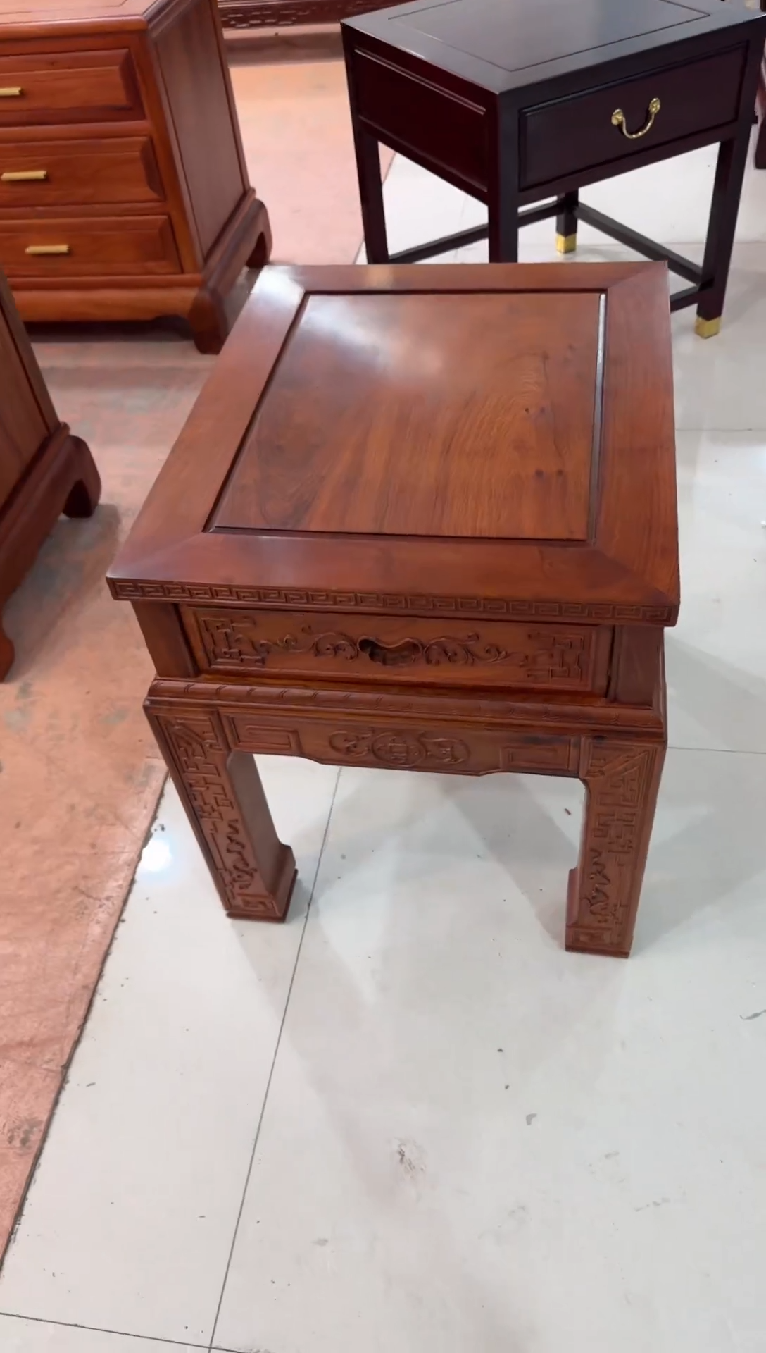 花梨木类家具天**者缅花角几