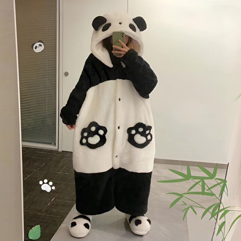 熊猫睡袍秋冬中长款珊瑚绒连体大学生睡衣女爆款2025新款外穿套装