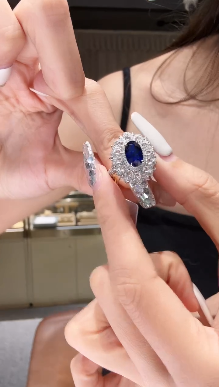 戒指蓝宝石铂Pt950镶嵌CE0848