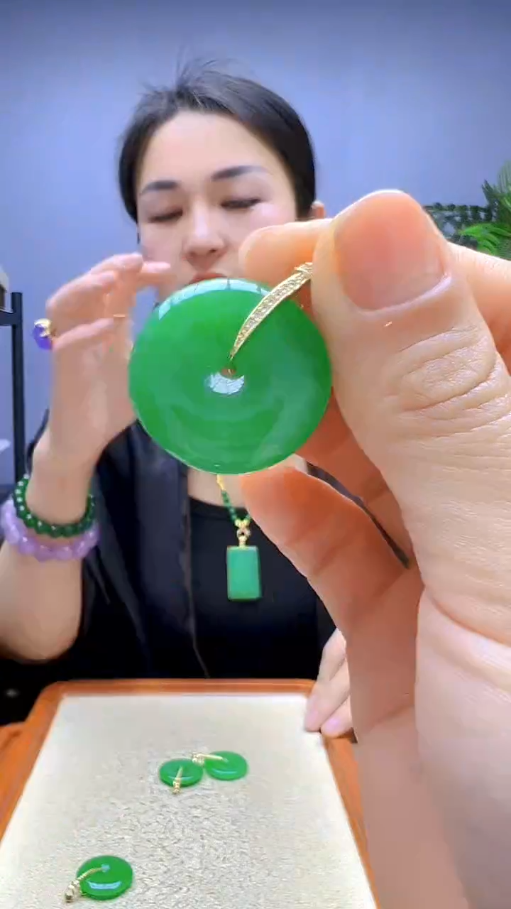 【闪购商品】翡翠颈饰14K金镶嵌颈饰