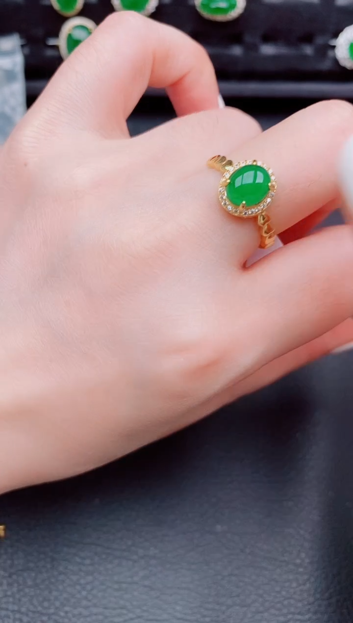 【闪购商品】翡翠戒指银S925镶嵌天然a货翡翠631