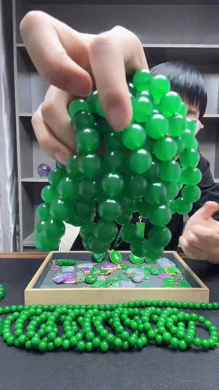 未镶嵌手链翡翠手链