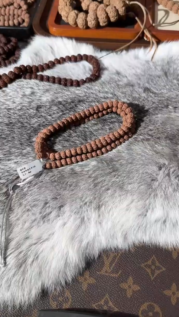 吊坠金刚菩提8mm平细108长串