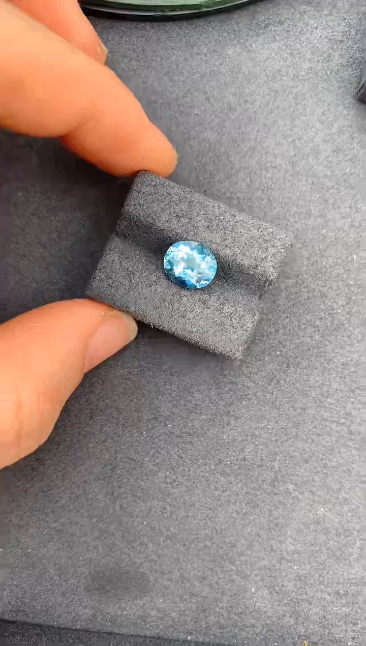 【闪购商品】海蓝宝石裸石未镶嵌2.1ct海蓝宝