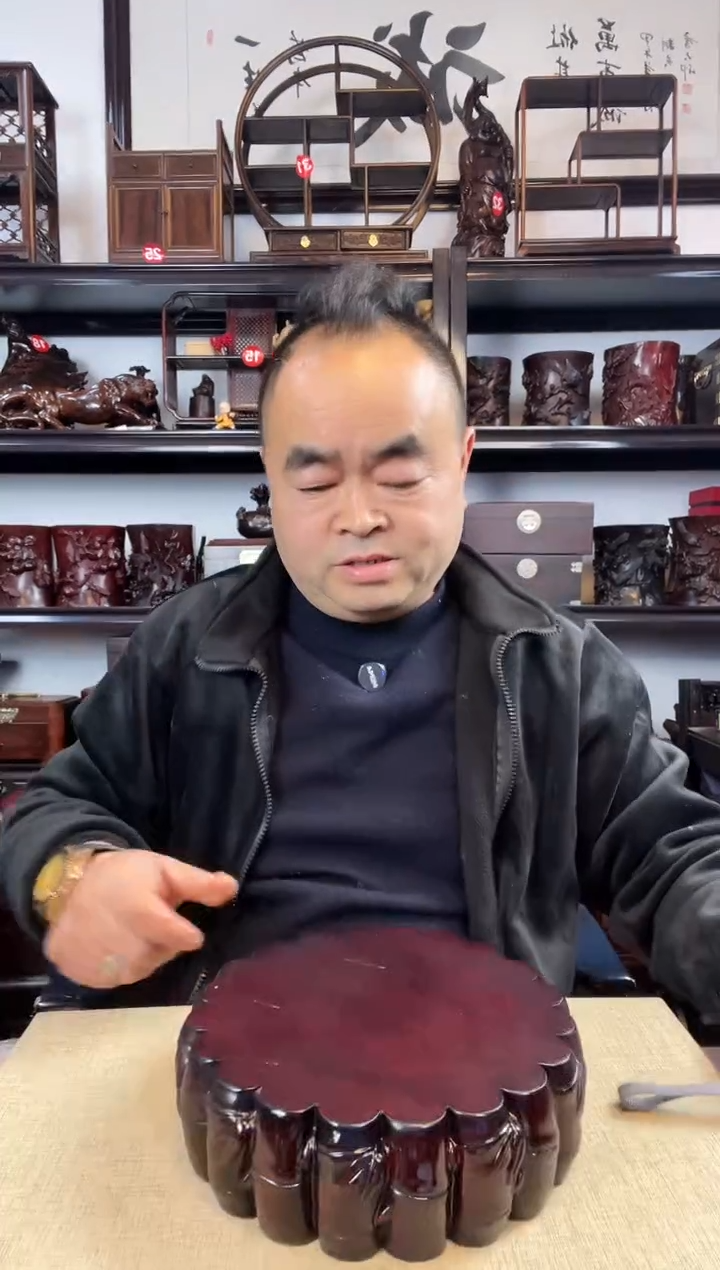 木老李红木工艺品829瑕疵