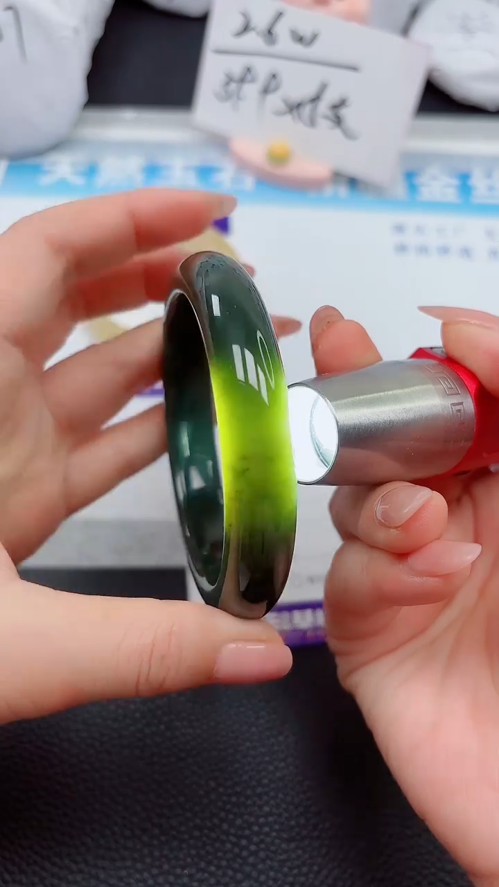 【闪购商品】和田玉手镯未镶嵌392