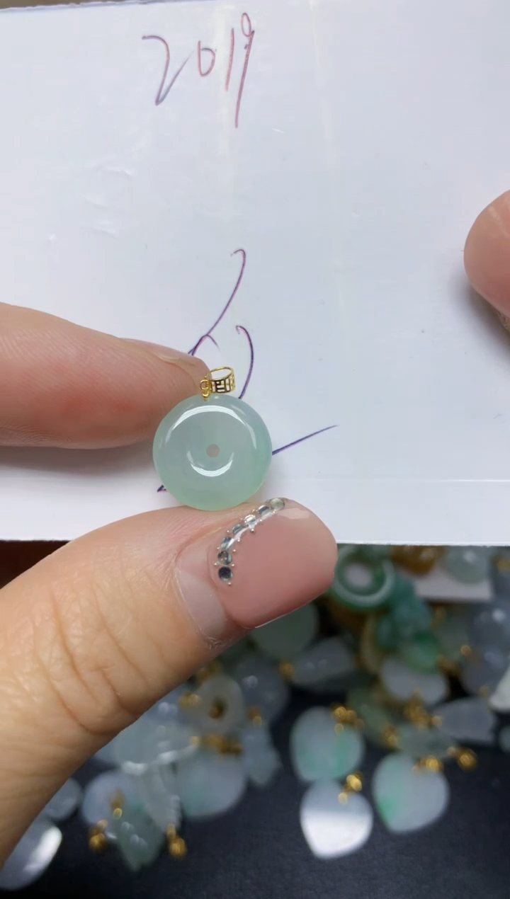 【闪购商品】翡翠挂件18K金镶嵌 天然翡翠A货