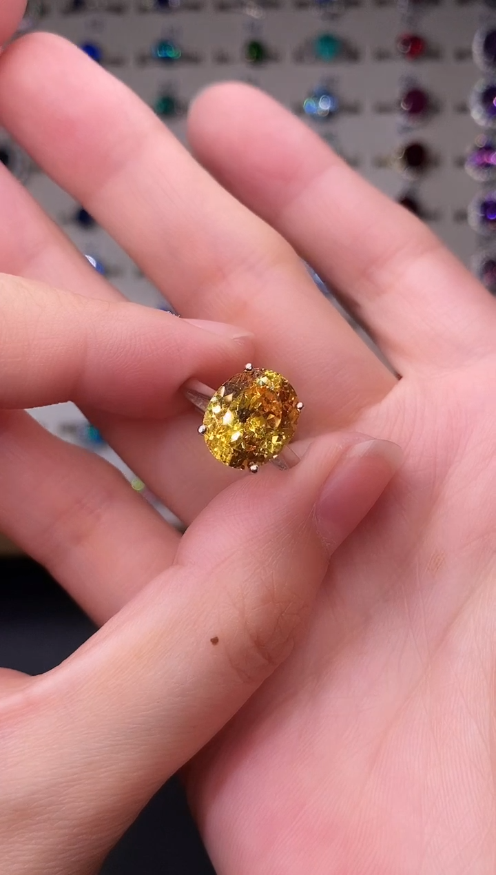 10克拉碧玺（处理）欧美风戒指