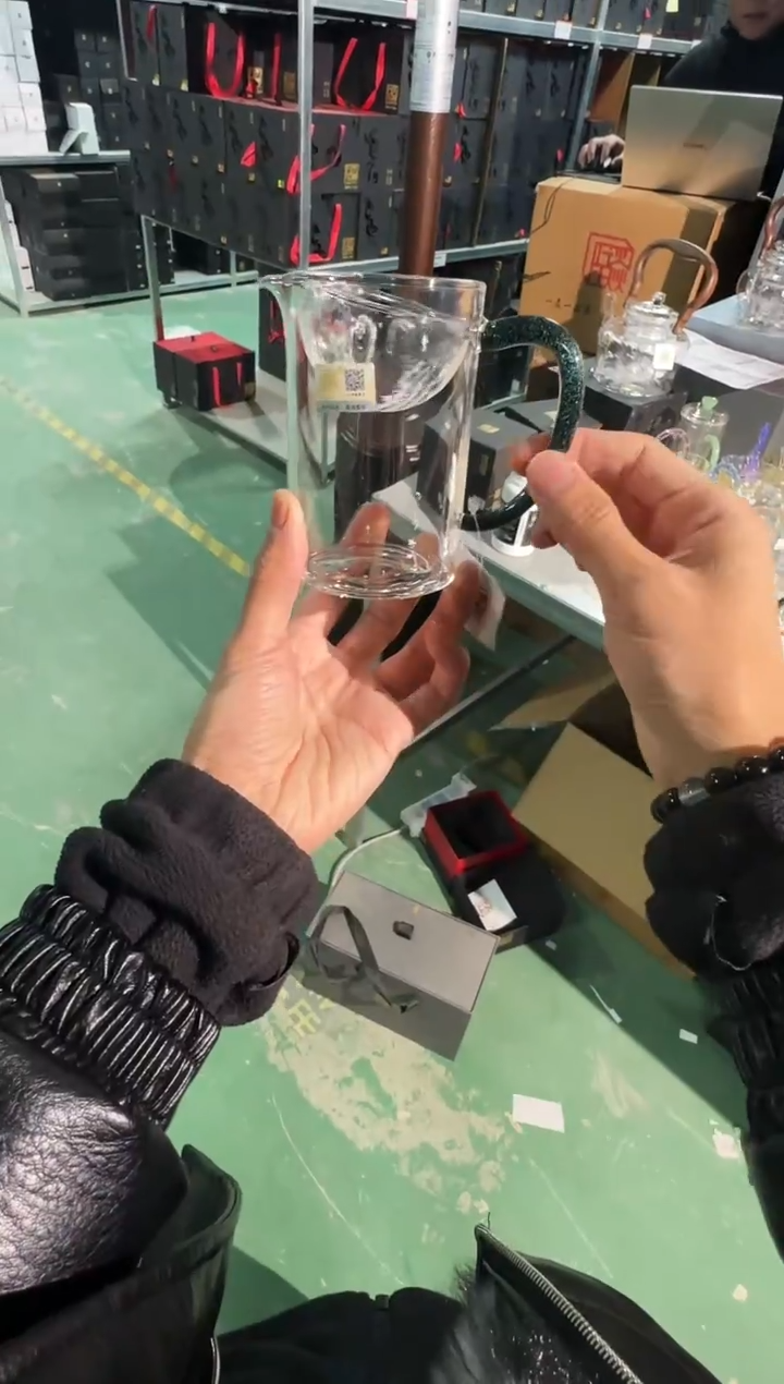 半月公杯 宝蓝金  晶焱金标