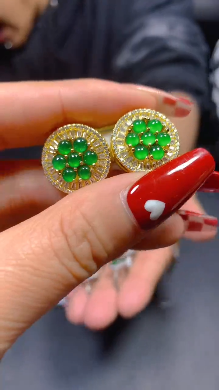 【闪购商品】翡翠耳饰未镶嵌0095512794多样性发一