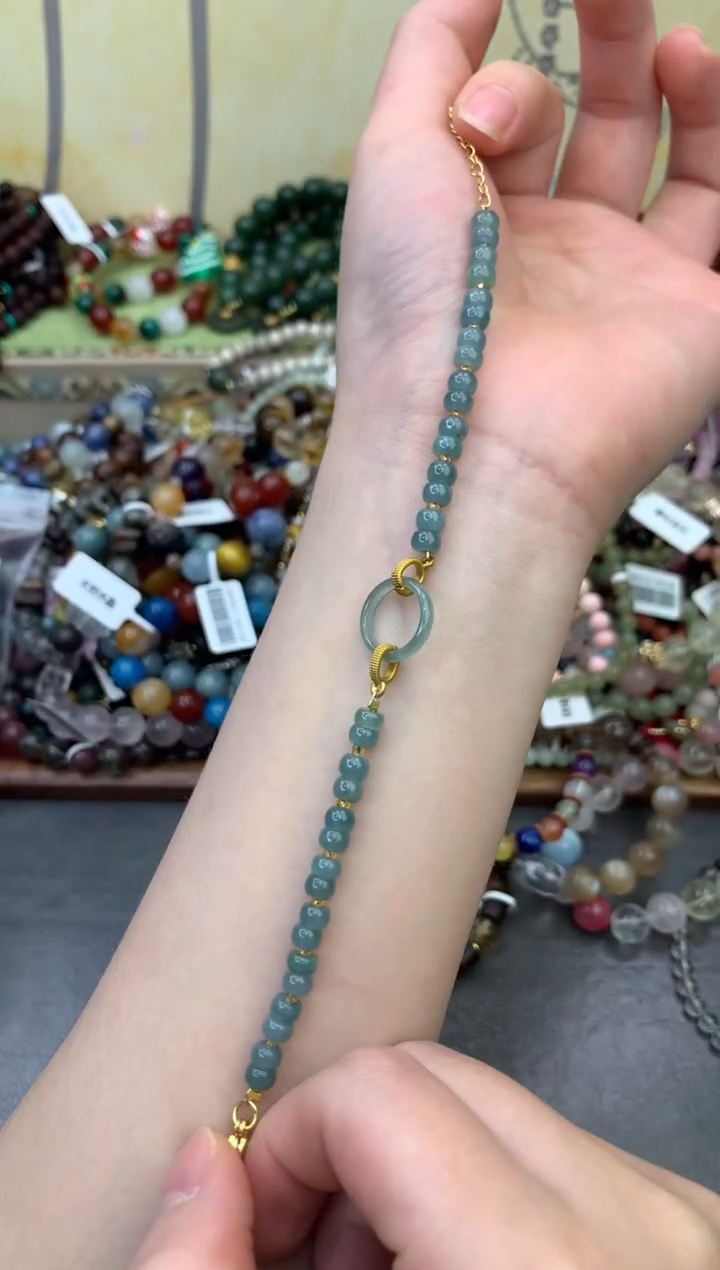 未镶嵌翡翠手饰233