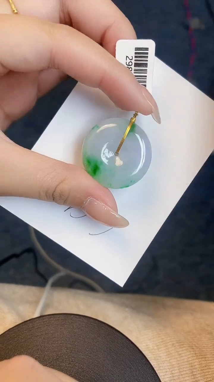 【闪购商品】翡翠颈饰18K金镶嵌00000000