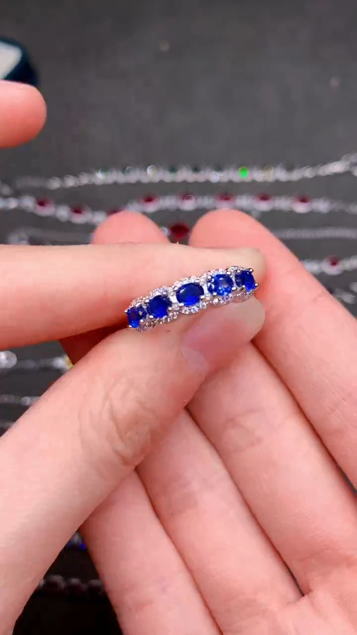 【闪购商品】蓝宝石戒指银S925镶嵌.......