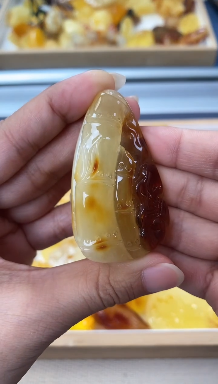 未镶嵌琥珀裸石天然琥珀蜜蜡