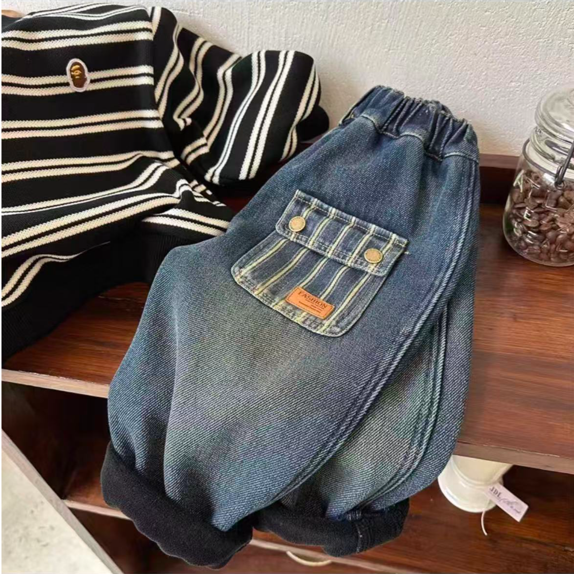 儿童男童牛仔裤2025冬季宝宝女童长裤加厚抓痕个性口袋一体绒裤子