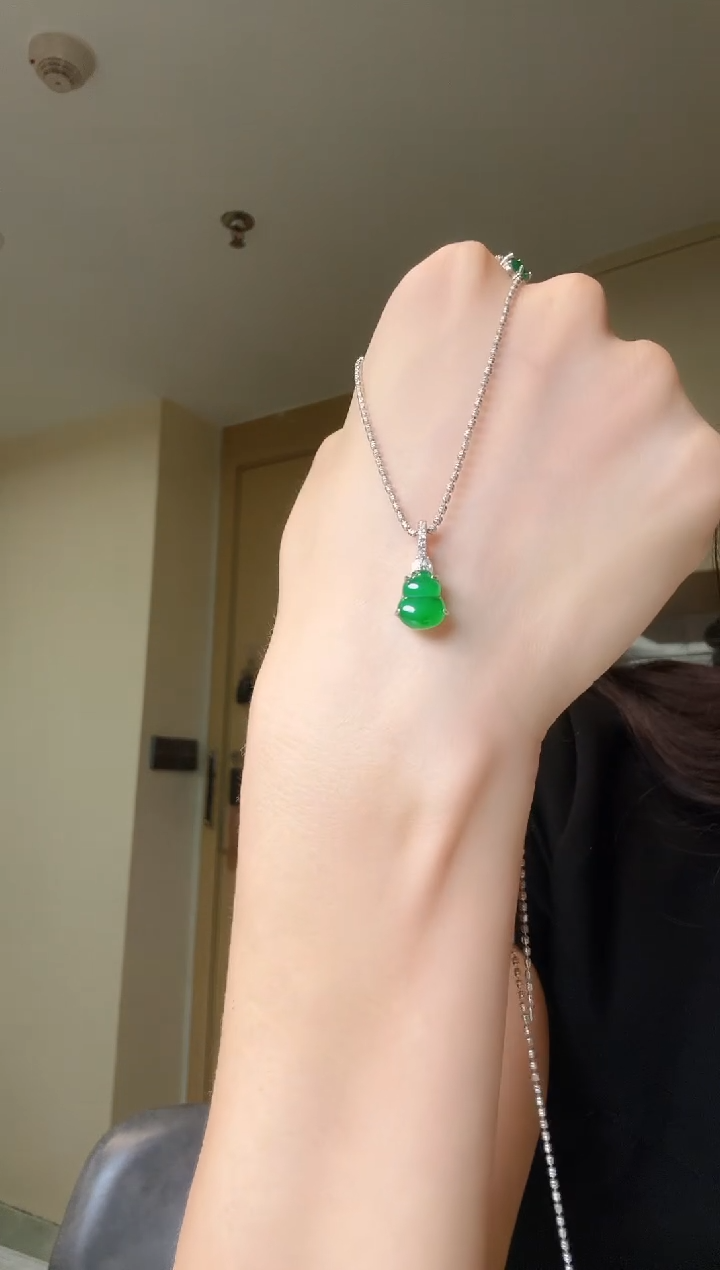 翡翠银S925镶嵌吊坠(不含链)天然翡翠吊坠