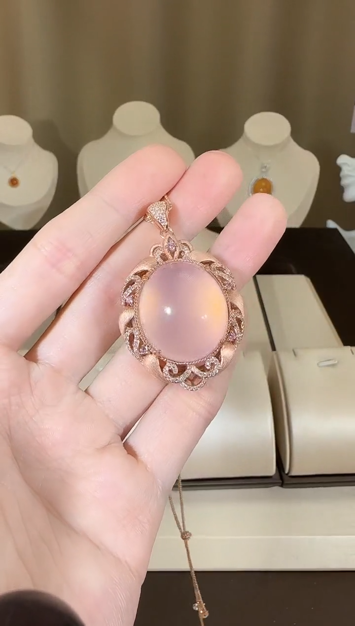 【闪购商品】芙蓉石颈饰银S925镶嵌20*23mm星光粉水晶